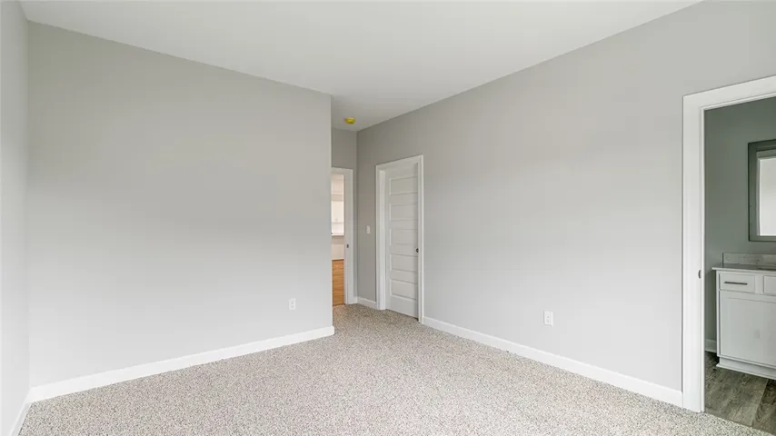 2194 Bluebird Drive, Auburn, Alabama 36879