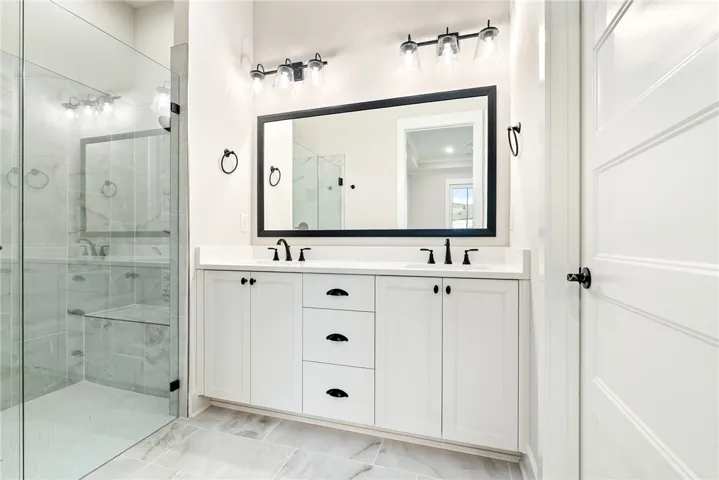 PRIMARY BATH ENSUITE