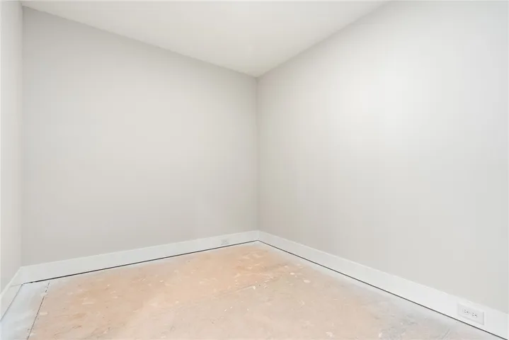 PICK YOUR FLOORING FLEX ROOM SECOND LEVEL