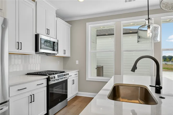 Photos are not of subject property. Photos are of Model home for reference.