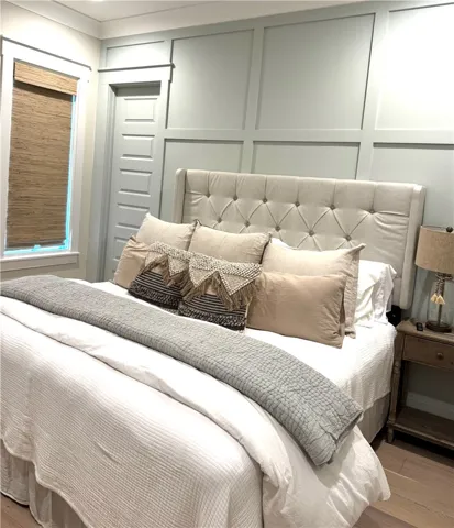2nd Bedroom on main floor-guests or multigenerational living