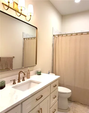 En Suite for 2nd bedroom on main floor