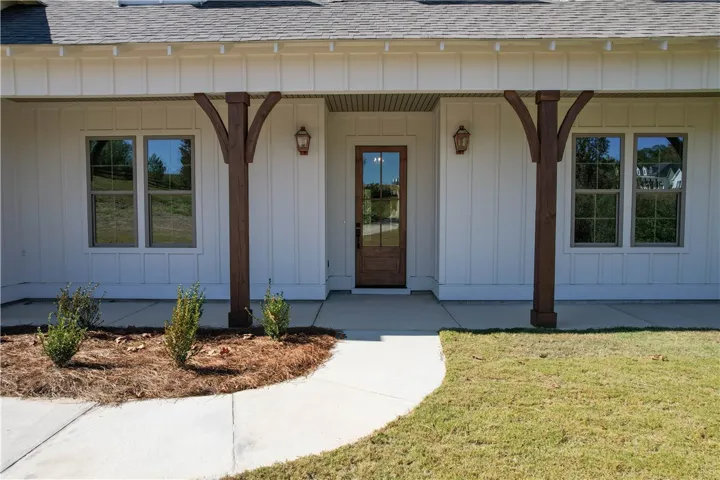 The Fullerton front porch!