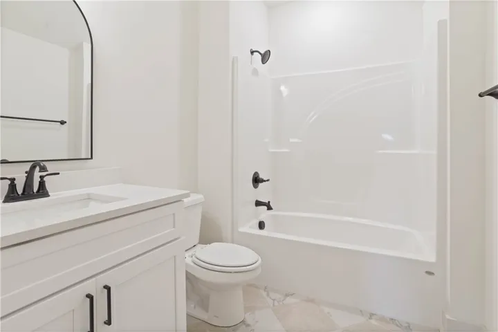 Guest bathroom - 2nd floor