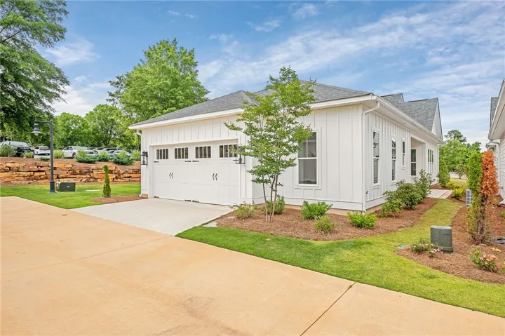 3022 Yards Lane, Opelika, Alabama 36801