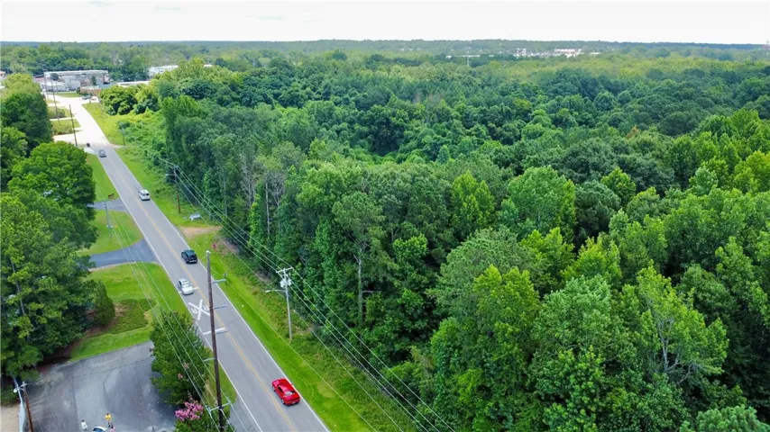 0000 Airport Road, Opelika, Alabama 36801