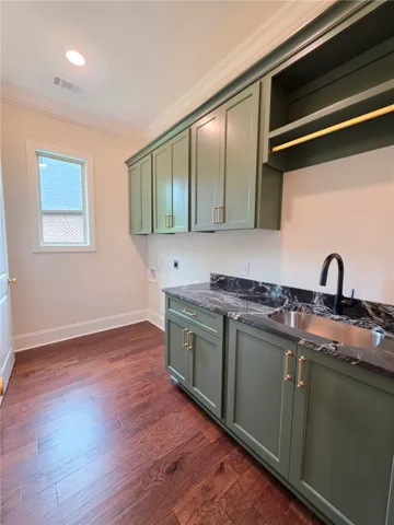 586 Glenview Court, Auburn, Alabama 36830