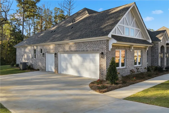 211 Merlin Street, Opelika, Alabama 36801