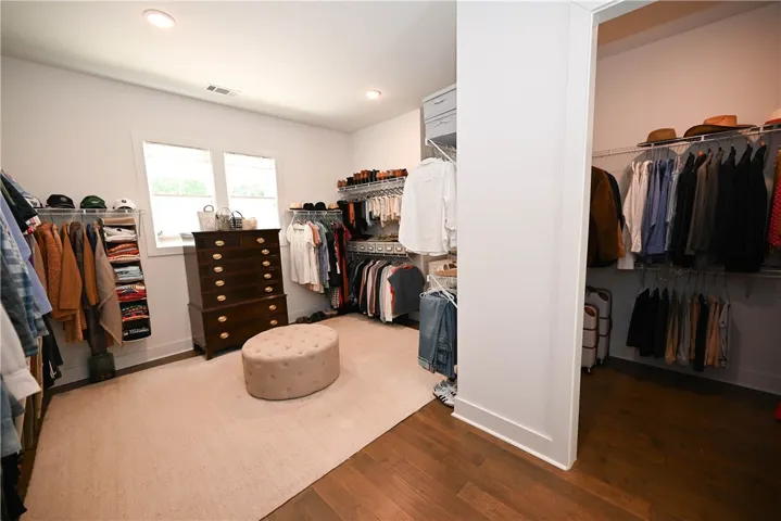 THIS. Closet / dressing room / happy place.