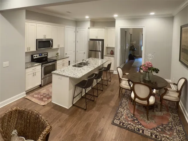 1718 W Farmville Road, Auburn, Alabama 36830