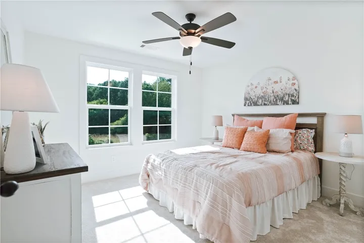 Example of a furnished Holden Plan - All plans, pricing, and specifications are subject to change without notice.