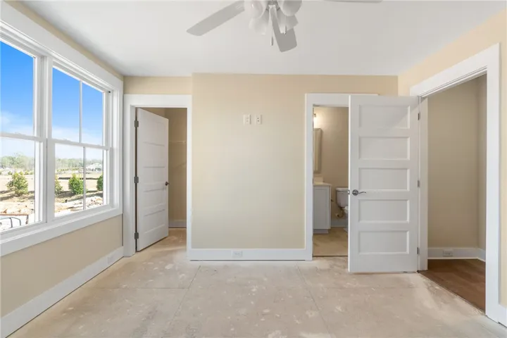 GUEST BEDROOM
SECOND LEVEL