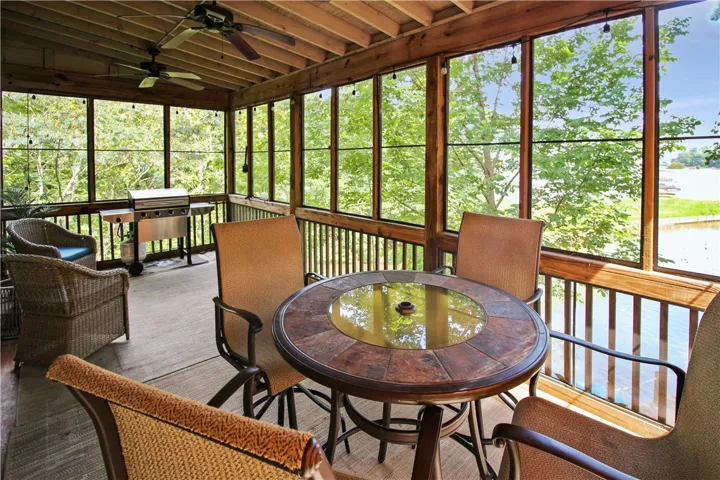 Screened in porch