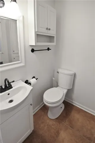 En Suite Half Bath