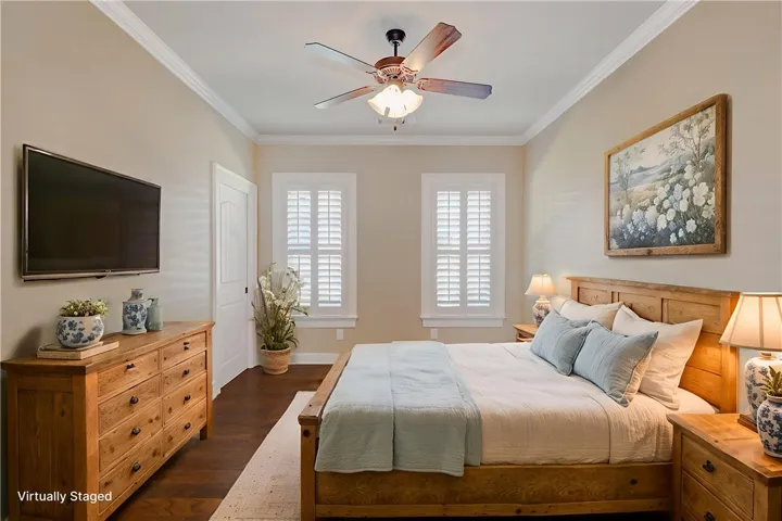 This flex space can be a bedroom or (next picture)
