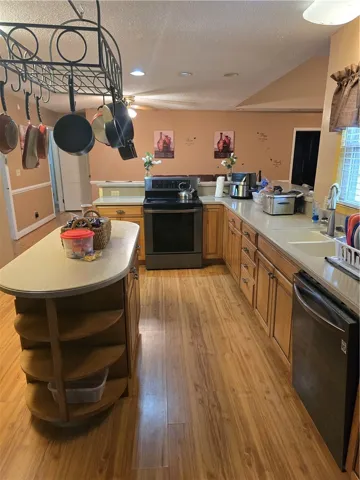 1028 Lamb Addition Street, Valley, Alabama 36854