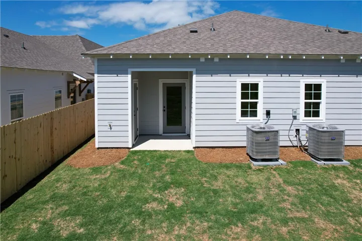 1061 Hunters Way, Opelika, Alabama 36801