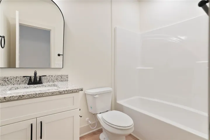 1061 Hunters Way, Opelika, Alabama 36801