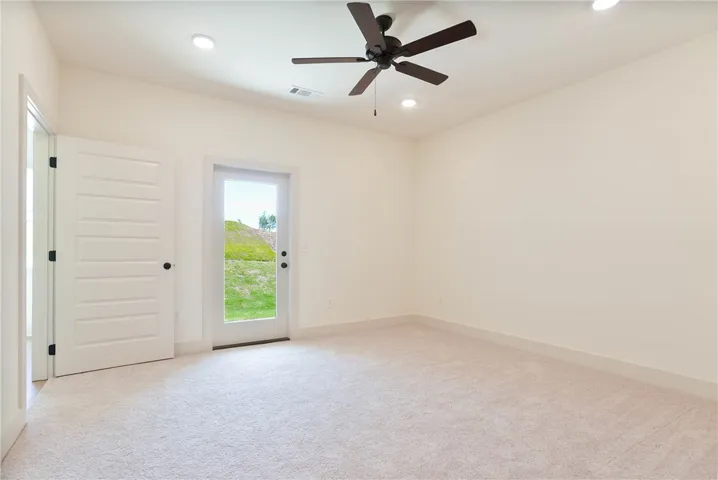 1061 Hunters Way, Opelika, Alabama 36801