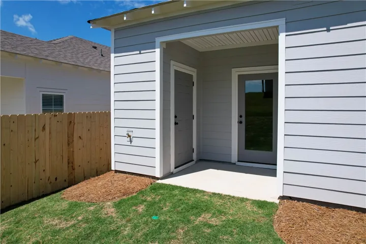 1061 Hunters Way, Opelika, Alabama 36801