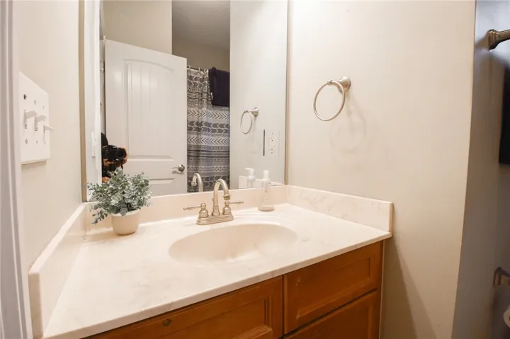 187 Falling Leaf Lane, Auburn, Alabama 36830