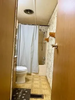 main house hall bath