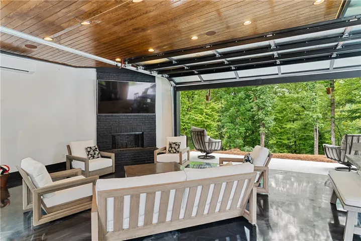 3020 Bridle Creek Circle, Auburn, Alabama 36830
