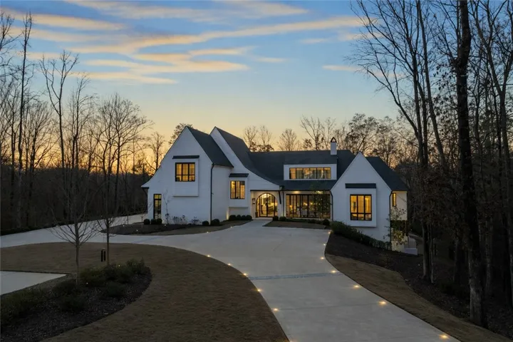 3020 Bridle Creek Circle, Auburn, Alabama 36830
