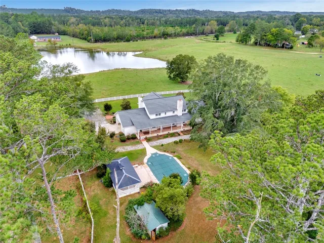 44 Nunnally Lake Road, Ohatchee, Alabama 36271