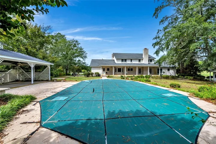 44 Nunnally Lake Road, Ohatchee, Alabama 36271