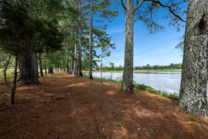 44 Nunnally Lake Road, Ohatchee, Alabama 36271