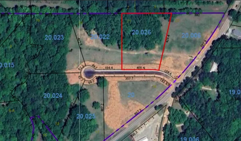 6805 Bramble Lane, Auburn, Alabama 36830