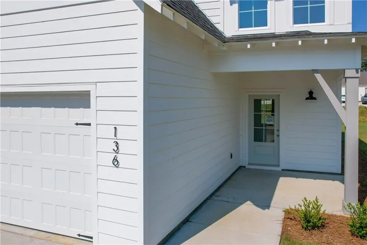 Covered Front Porch
Example of a completed Trent Plan