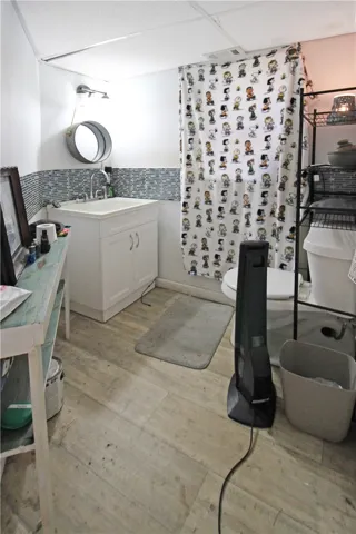 Downstairs Full Bathroom
