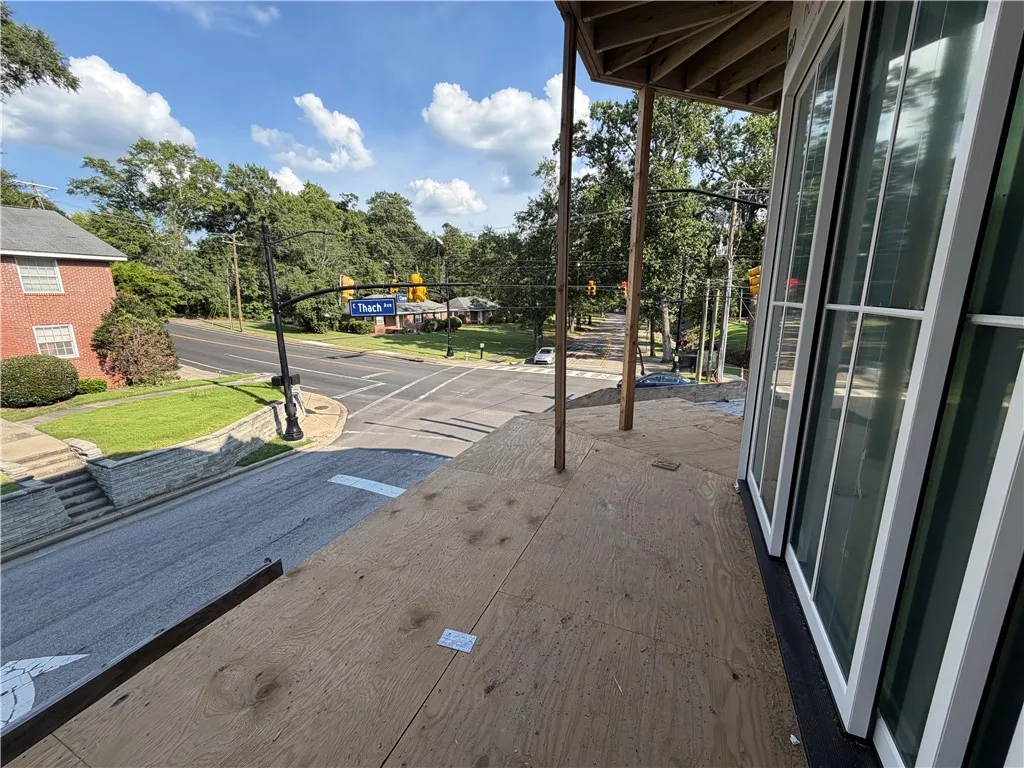Experience vibrant street views from this property's elevated perspective.