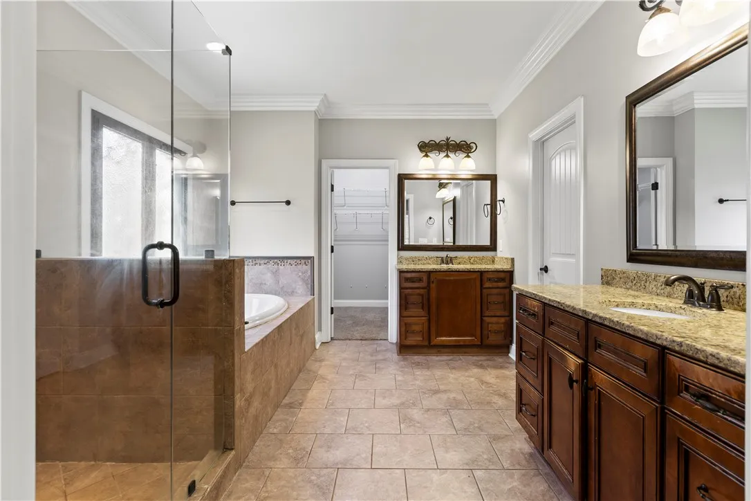 Spacious Master bathroom
