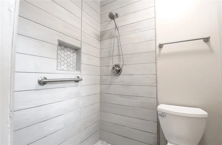 primary shower