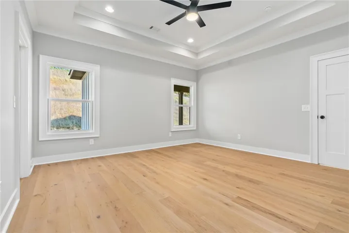 *RENDERINGS &
PHOTOGRAPHY INCLUDED DOES NOT REPRESENT THE ACTUAL PROPERTY AND IS TO BE USED FOR VISUAL
PURPOSES ONLY. FINISHES WILL DIFFER.