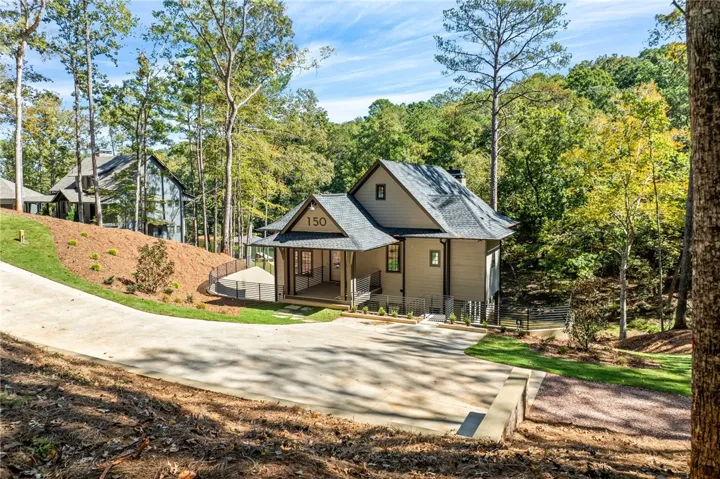 150 Teakwood Drive, Dadeville, Alabama 36853