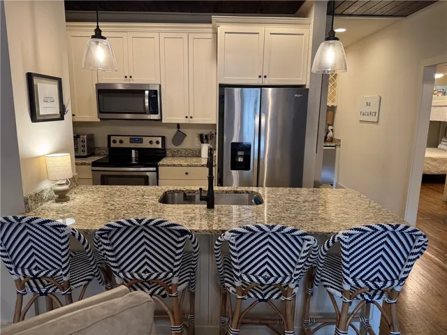 Well equipped kitchen