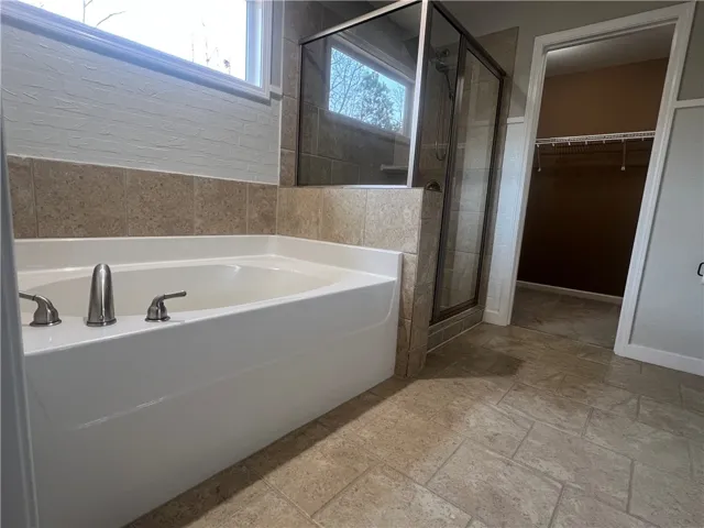 2163 Turnbury Lane, Auburn, Alabama 36830