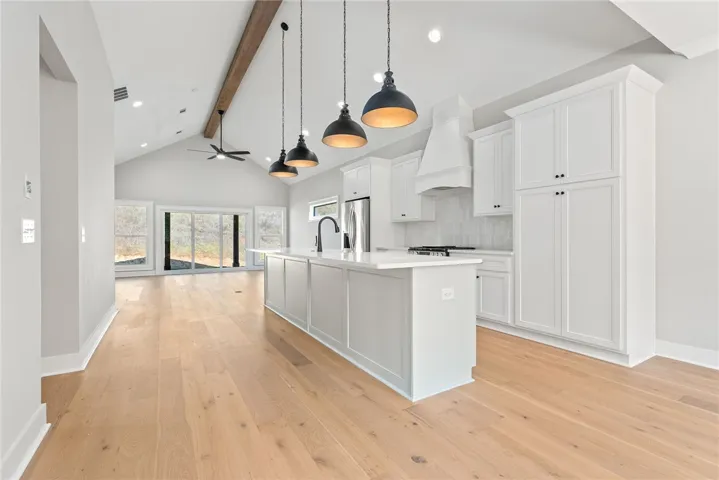 *RENDERINGS & PHOTOGRAPHY
INCLUDED DOES NOT REPRESENT THE ACTUAL PROPERTY AND IS TO BE USED FOR VISUAL PURPOSES
ONLY. FINISHES WILL DIFFER.