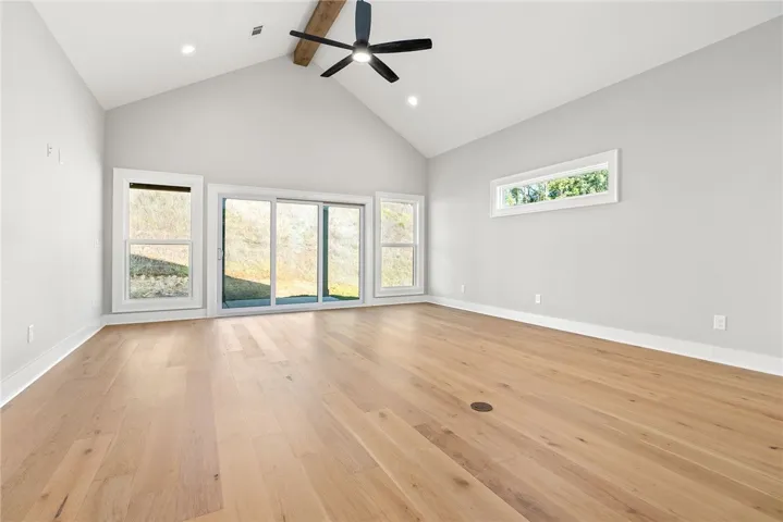 *RENDERINGS & PHOTOGRAPHY
INCLUDED DOES NOT REPRESENT THE ACTUAL PROPERTY AND IS TO BE USED FOR VISUAL PURPOSES
ONLY. FINISHES WILL DIFFER.