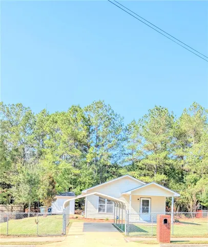 841 Lunsford Drive, Auburn, Alabama 36832