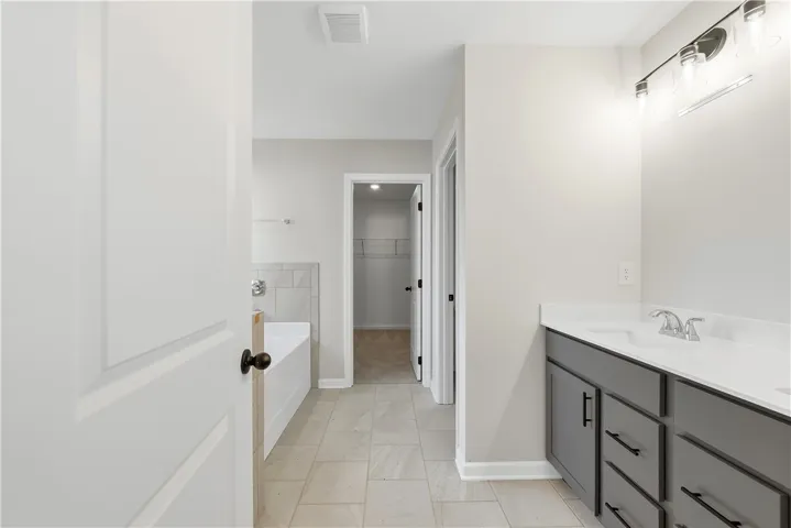 1304 Mcalpine Ridge, Auburn, Alabama 36830