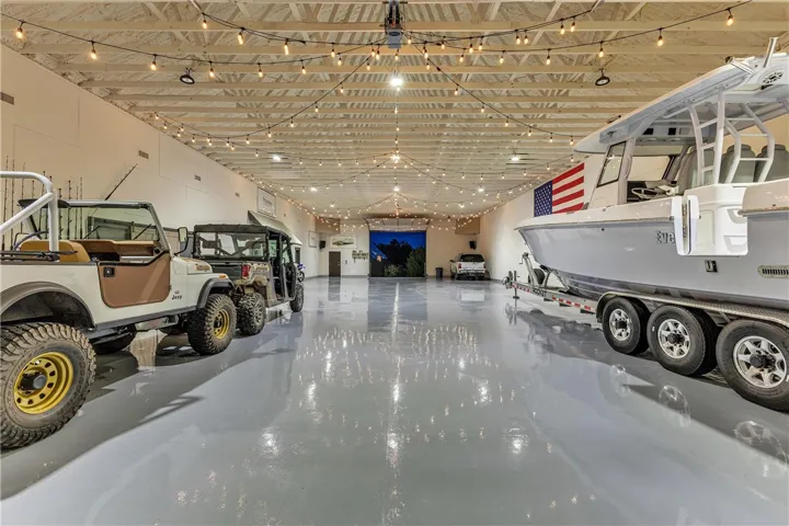60 Castaway Cove Lane, Eclectic, Alabama 36024