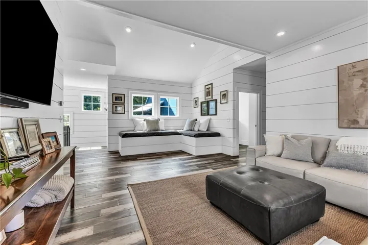 60 Castaway Cove Lane, Eclectic, Alabama 36024