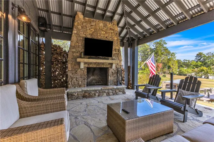 60 Castaway Cove Lane, Eclectic, Alabama 36024
