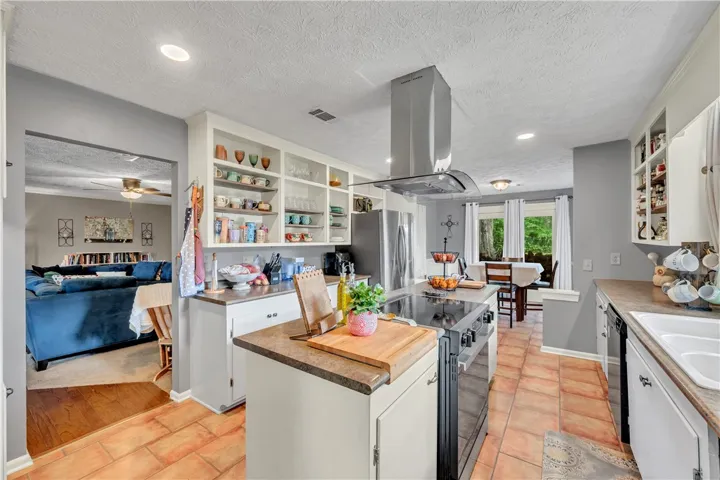 1603 Shadywood Court, Opelika, Alabama 36801