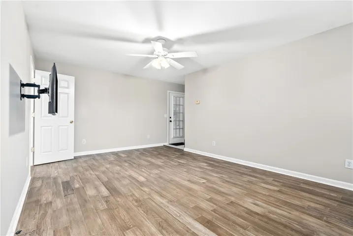 Another view of the large Apartment living/bedroom space.